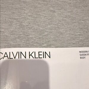 Calvin Klein new modern cotton queen fitted sheet body gray